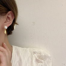 小众设计感哑光水滴金属珍珠耳环女韩国个性简约百搭气质耳钉耳饰