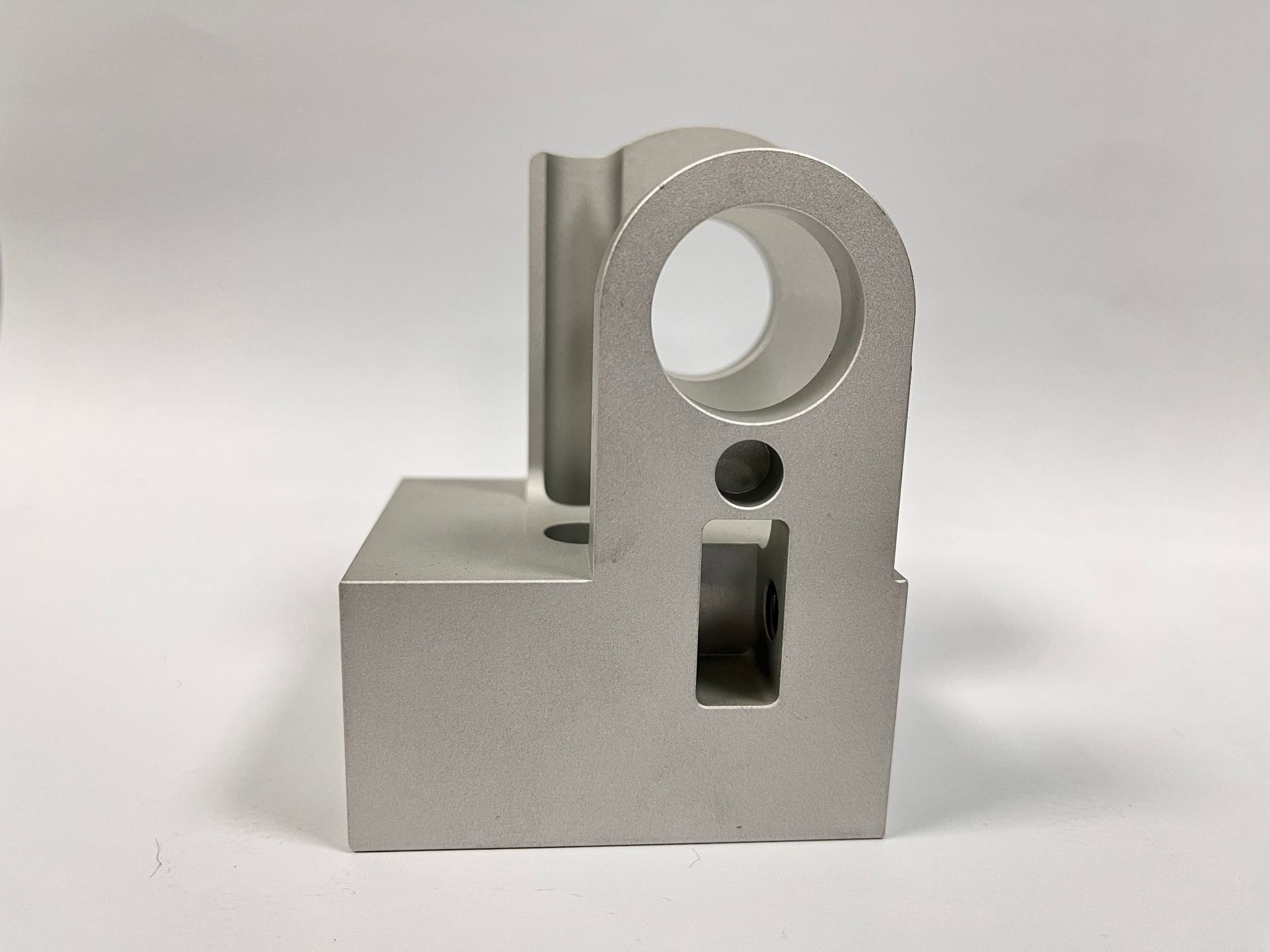 厂家供应金属加工不锈钢五金冲压件加工cnc数控金属加工件可定