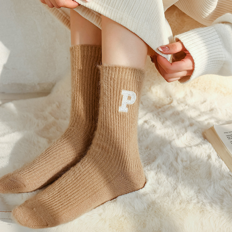 Wool Socks Women's Autumn and Winter Japanese Ins Popular Net Red All-Match P Letter Tube Socks Winter Warm Stockings Women