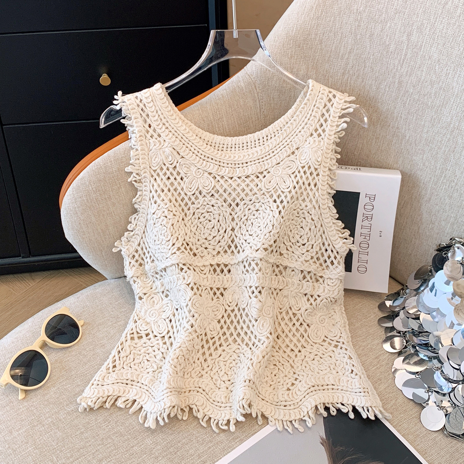 2024韩系钩花镂空圆领针织衫背心女夏新款蕾丝拼接无袖小衫上衣