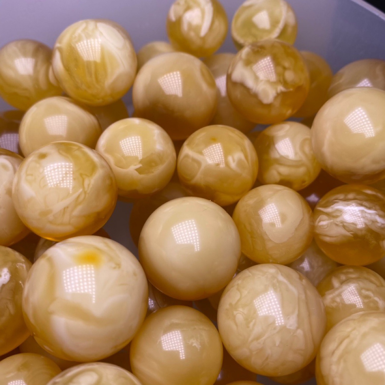 纯天然蜜蜡 俄料白花蜡 圆珠 蜡质浓郁 纹理清晰 尺寸18-26