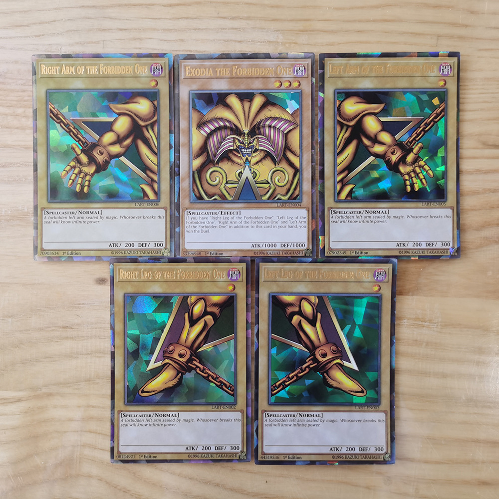 铁盒镭射 游戏王卡片 英文 闪卡 72张 青眼白龙 烫金 yugioh card
