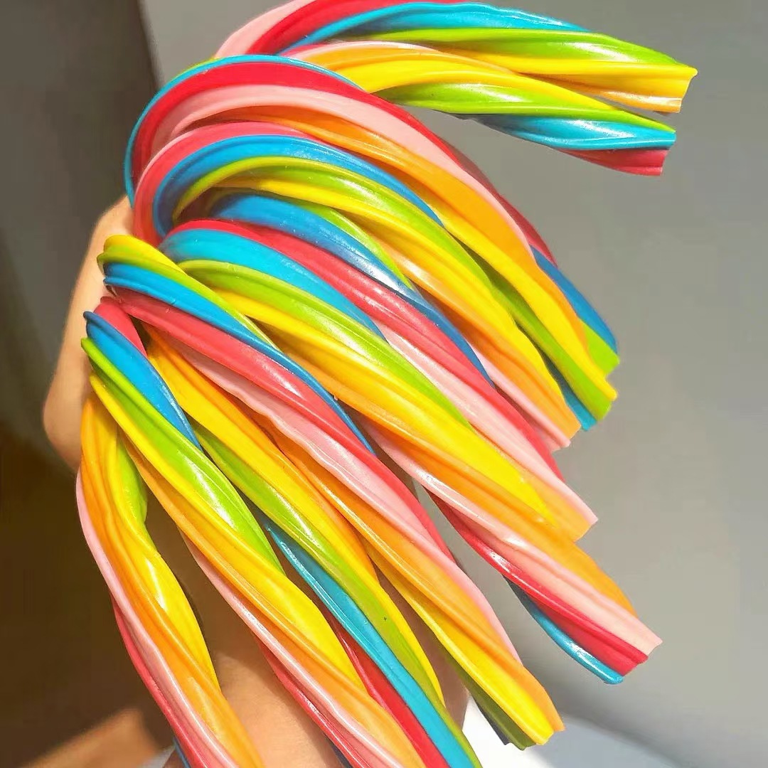 fini菲尼拽拽糖西班牙进口网红零食儿童彩虹糖条状软糖旋转糖混合