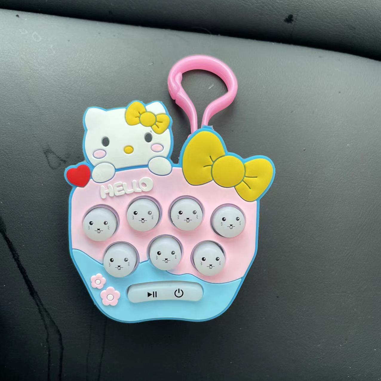 Cross-Border Mini Handheld Game Machine Cartoon Pattern Hamster Electronic Luminous Toy Small Ornaments Keychain Wholesale