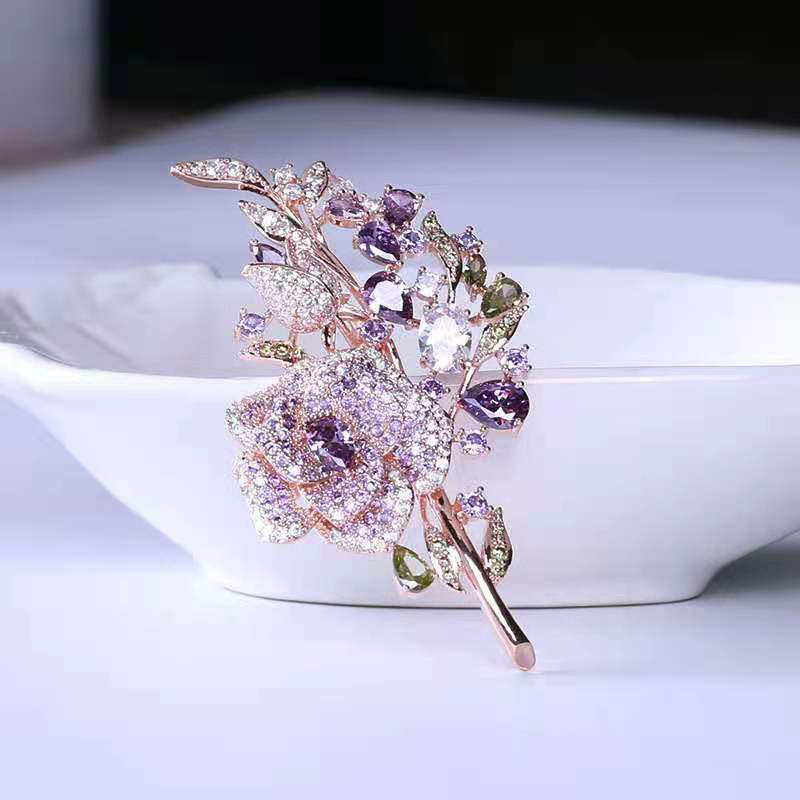 Fashion New Rose Brooch Female Pink Corsage Suit Coat Shirt High-Grade Flower Zircon Pin Accessories