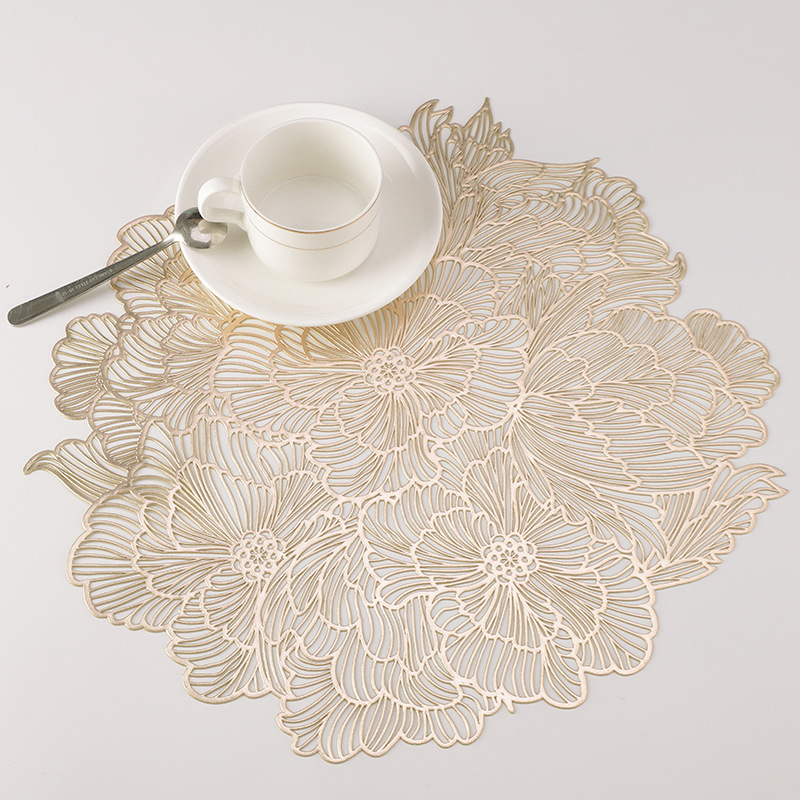 Shengte Placemat Gilding PVC Simple Table Mat Waterproof and Oil-Proof Cross-Border round Flower Western-Style Placemat Wholesale