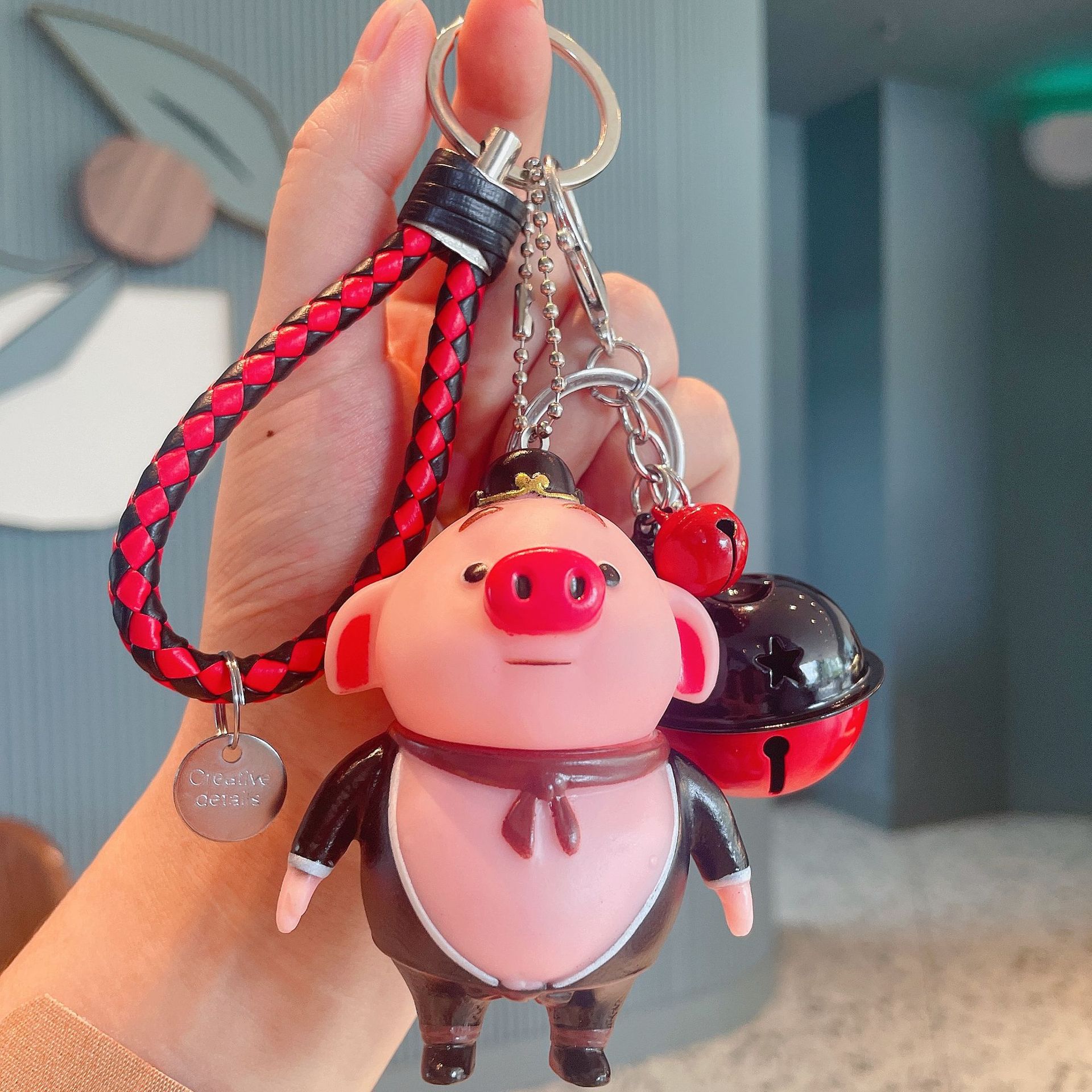 Cartoon Cute Pig Eight Ring Keychain Pendant Doll Car Couple Bags Key Chain Lanyard Gift Wholesale