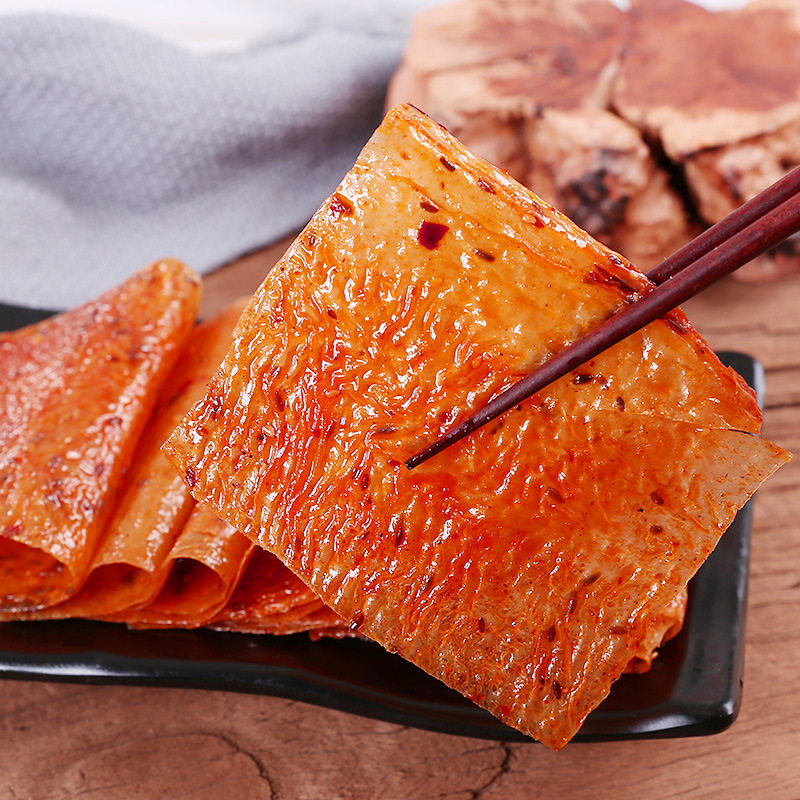 老式大辣片辣皮手撕80后麻辣条小零食90后8090儿时怀旧大礼包