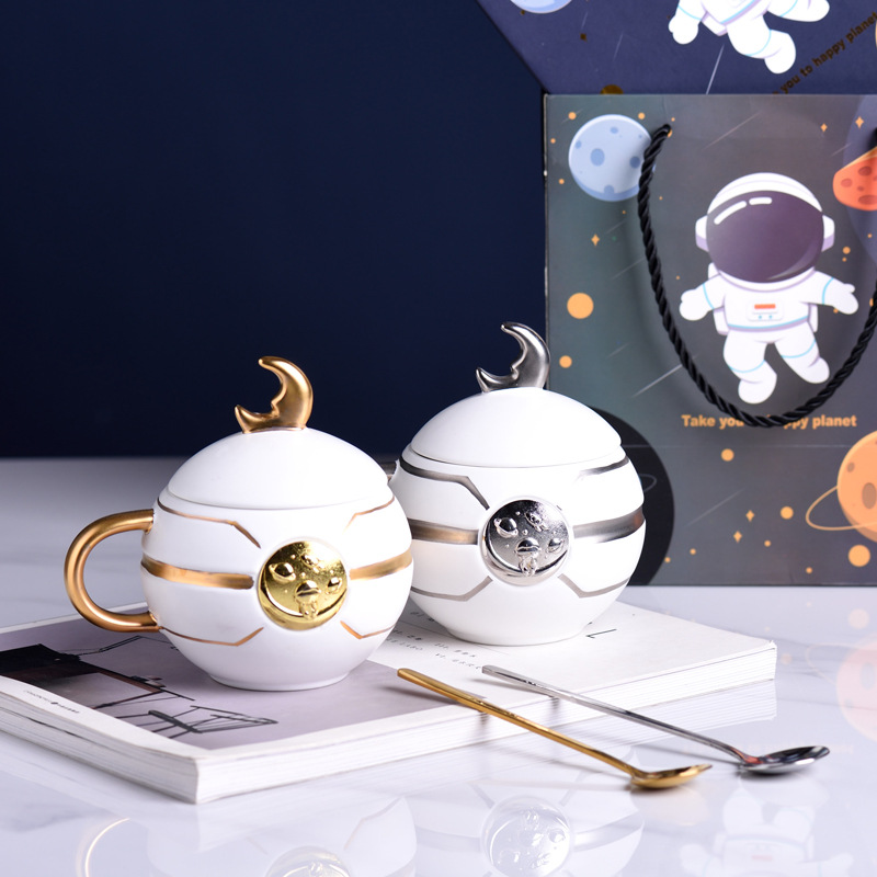 创意卡通太空人宇航员星球杯 个性杯子高颜值 情侣马克杯批发送礼