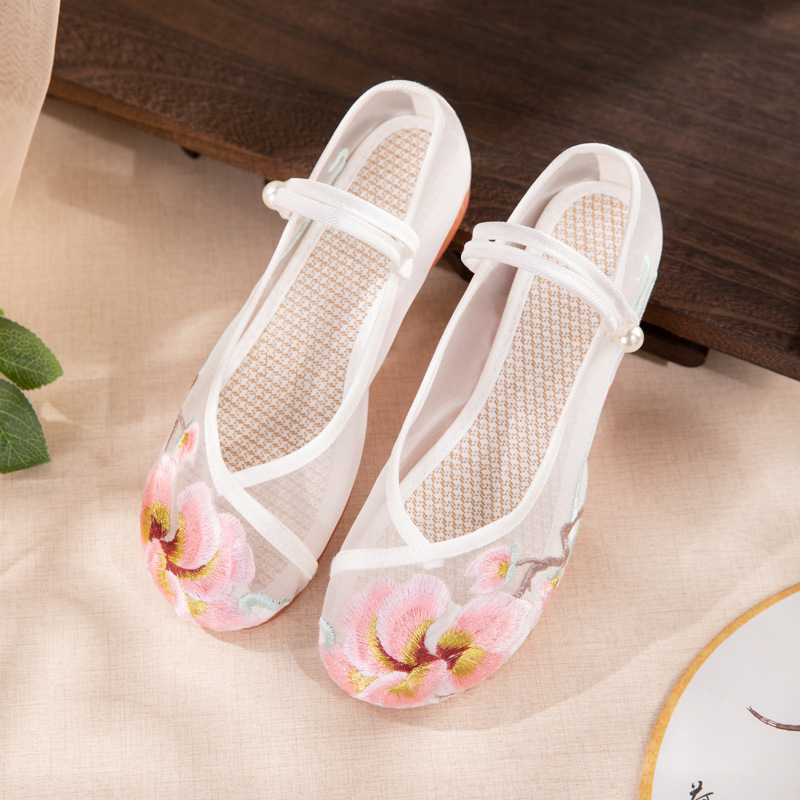 炽春2024夏季新款汉服鞋子古风平底古装老北京布鞋网纱古风绣花鞋