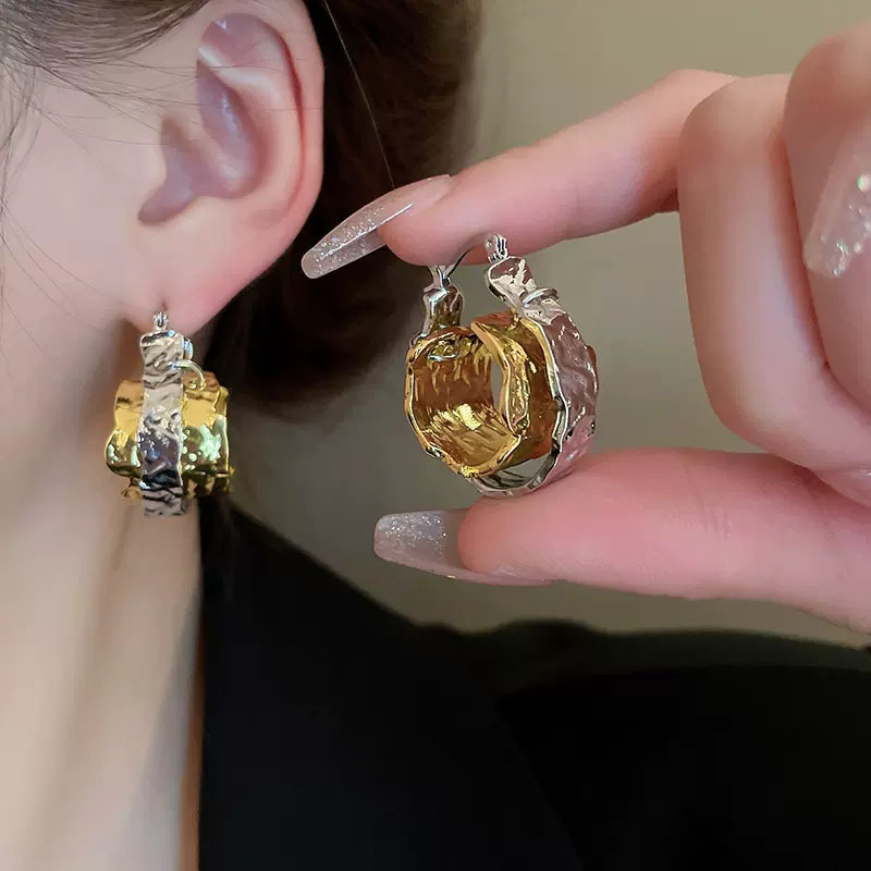 金色圆圈耳扣法式小众设计感高级耳环2023年新款潮时尚气质耳饰女