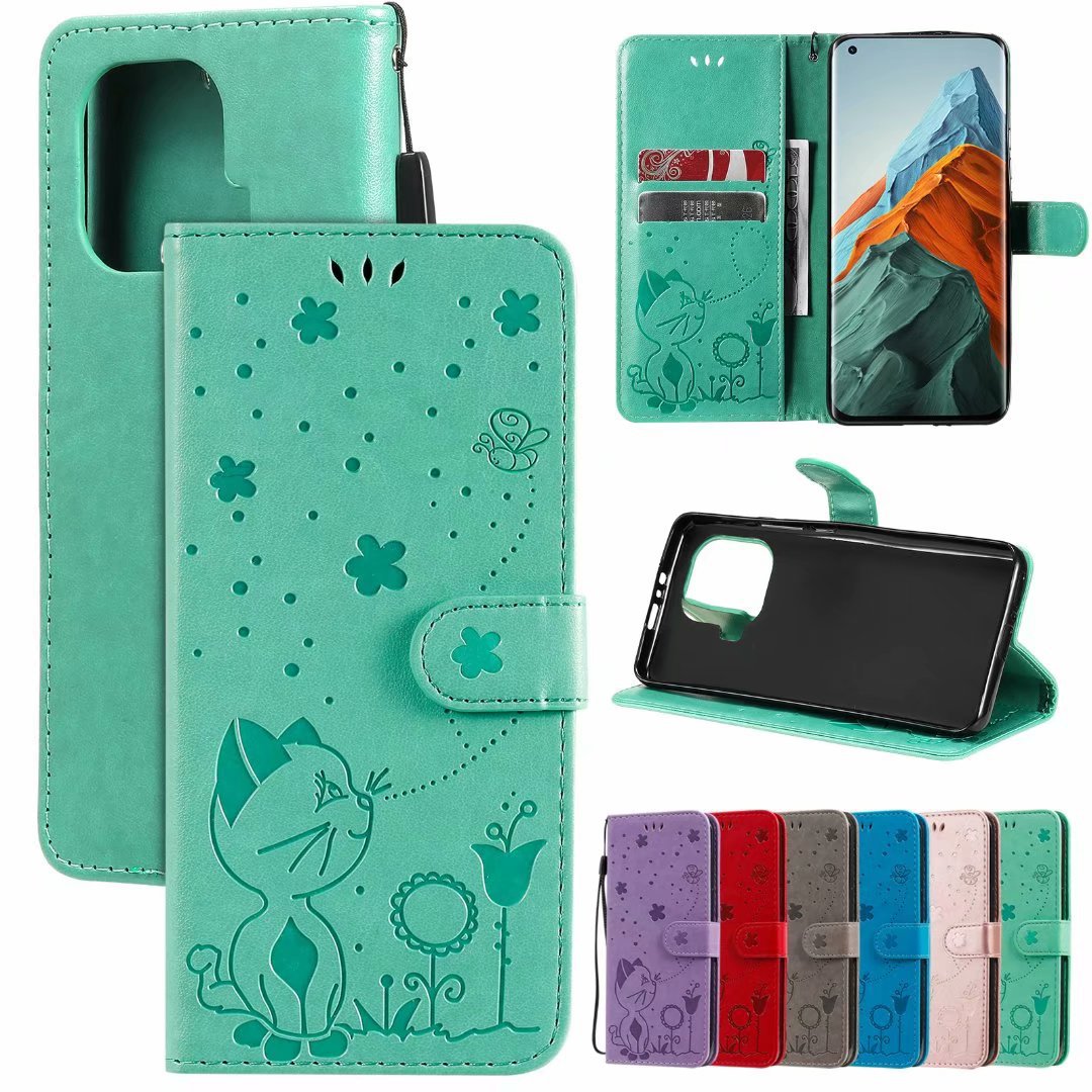 适用小米12t压纹猫和蜜蜂手机套红米note11压花插卡皮套k40保护套