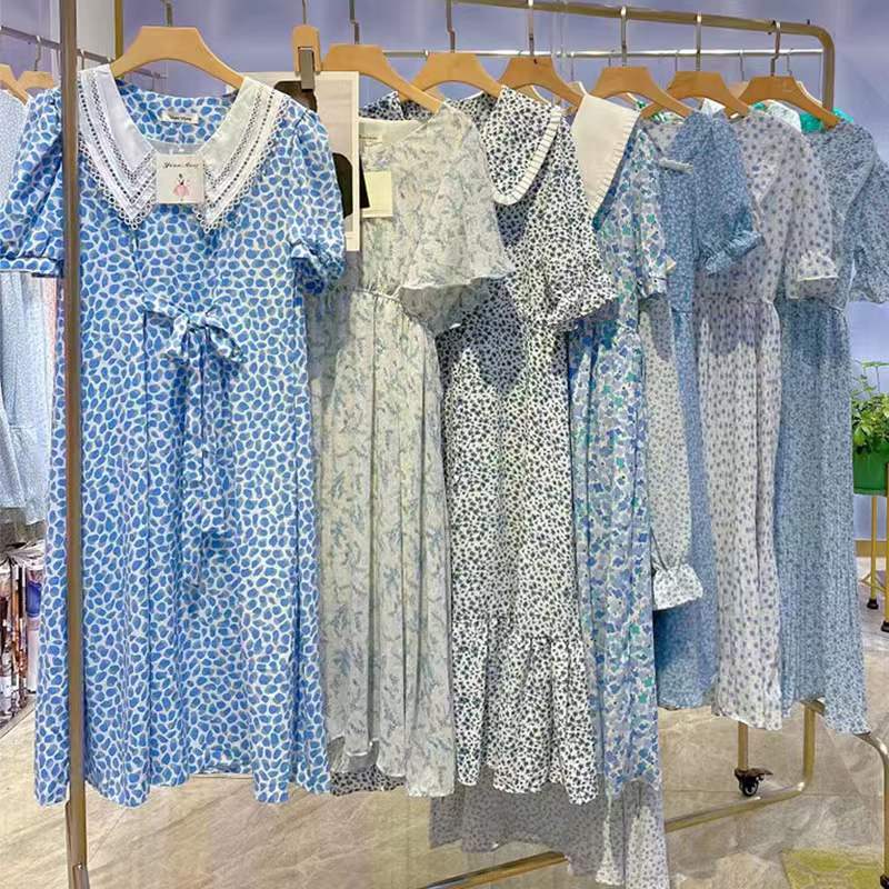 乐町品牌折扣女装尾货批发四季青连衣裙直播地摊专柜正品剪标清仓