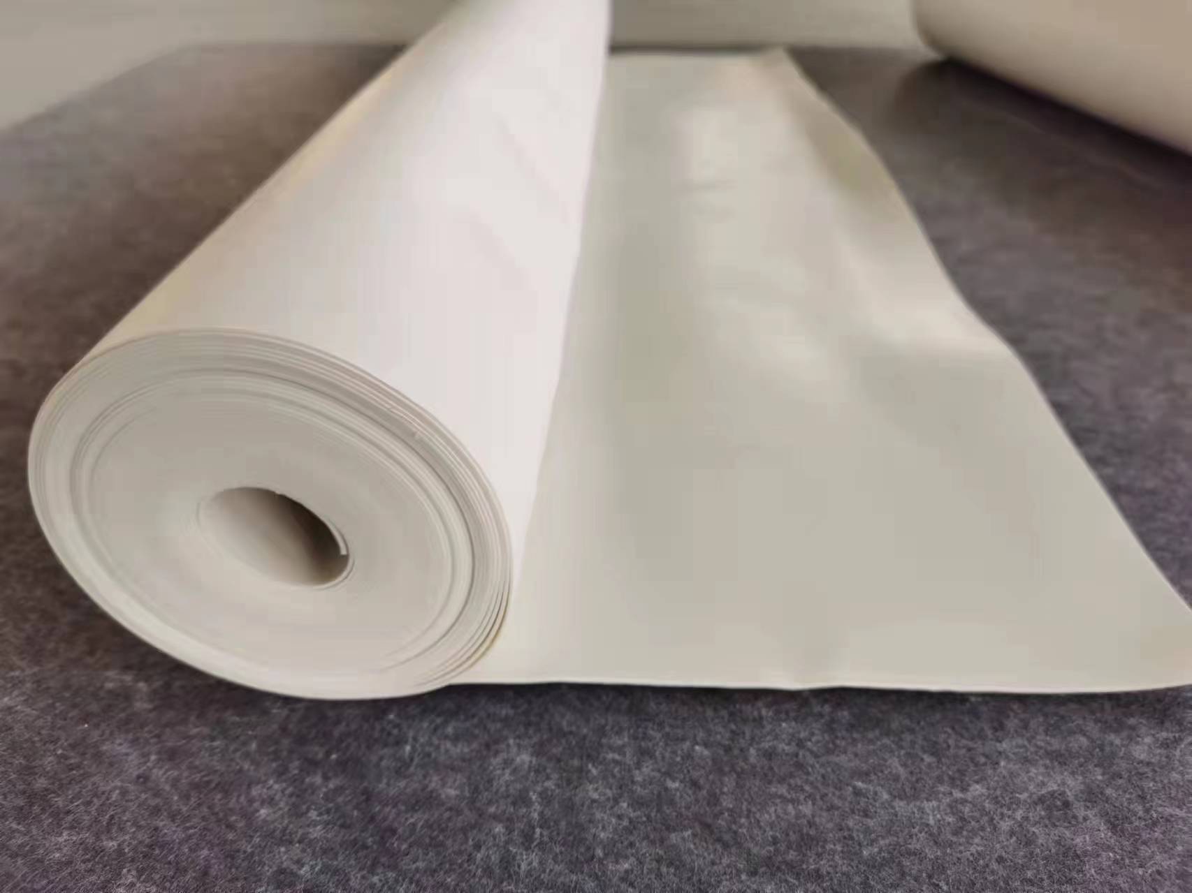 阻尼高端白色隔音毡家用卧室墙体吸音棉隔音板家装消音材料