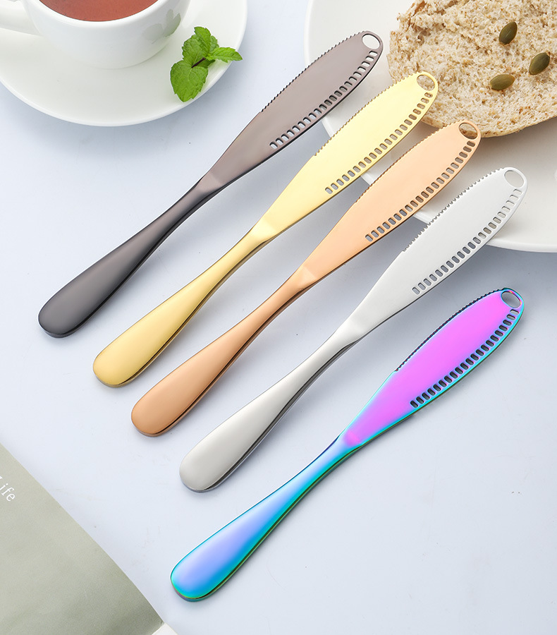 跨境430不锈钢黄油刀 带孔锯齿牛油刀芝士刀刮刀面包果酱奶油刀