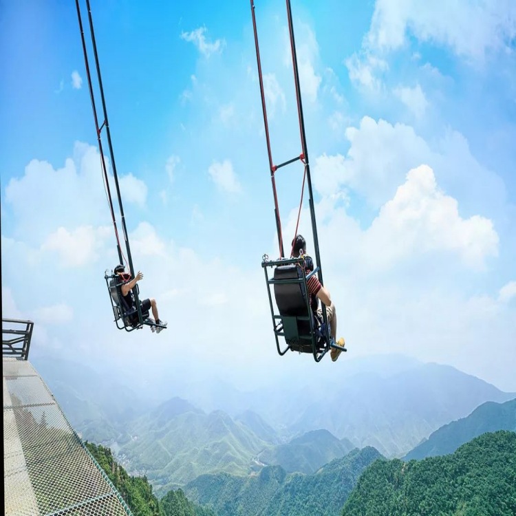 高空秋千抖音网红悬崖秋千高空悬挂秋千高空极限挑战项目景区