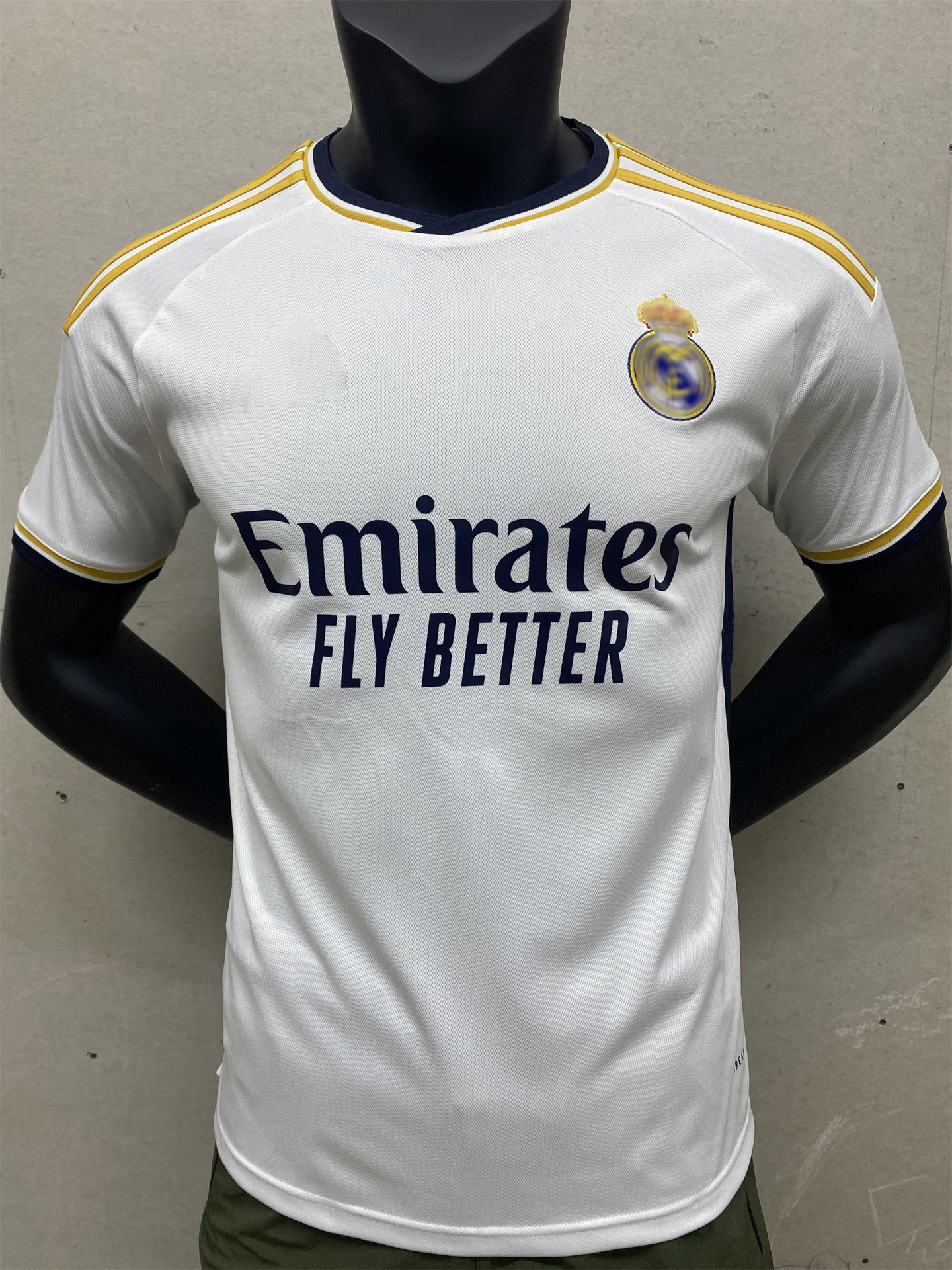 2324赛季皇马主场足球服球迷版跨境新款短袖球衣 football jersey