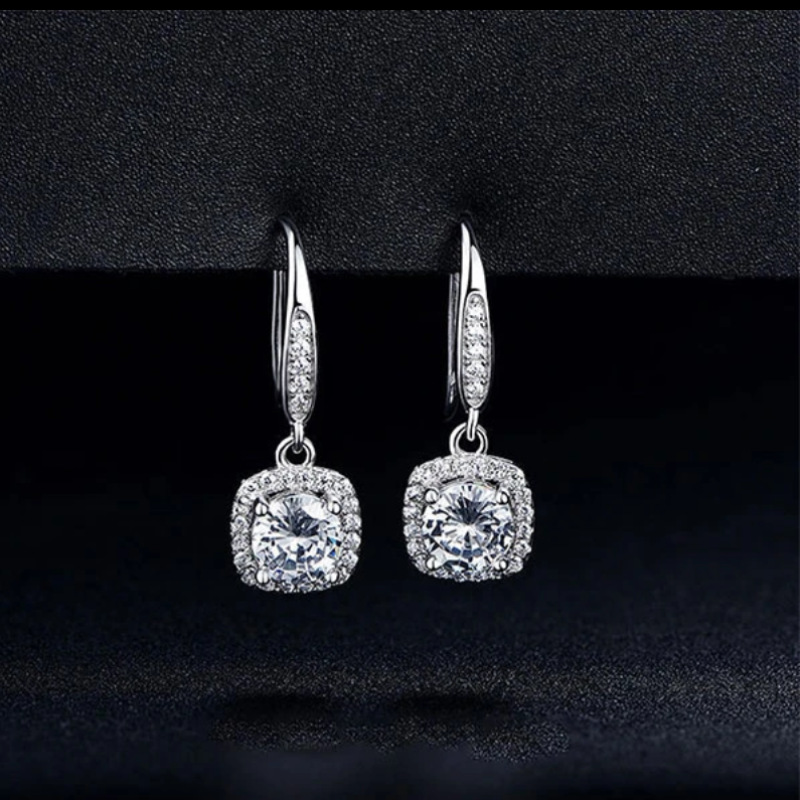 50分 1克拉 2克拉925银莫桑石方包耳钩 百搭经典耳饰女 工厂批发