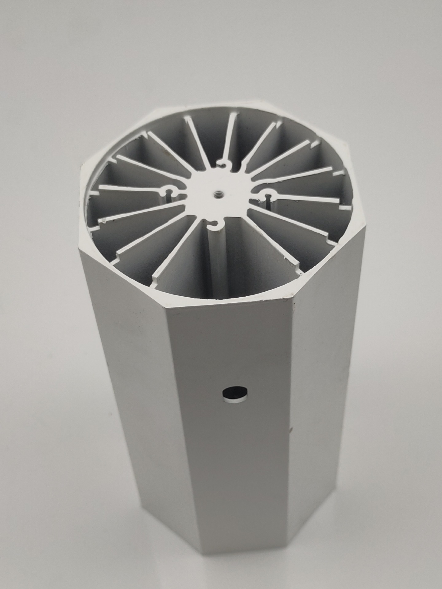 厂家工业用铝型材圆管铝合金异形铝型材6063铝型材可氧化定制