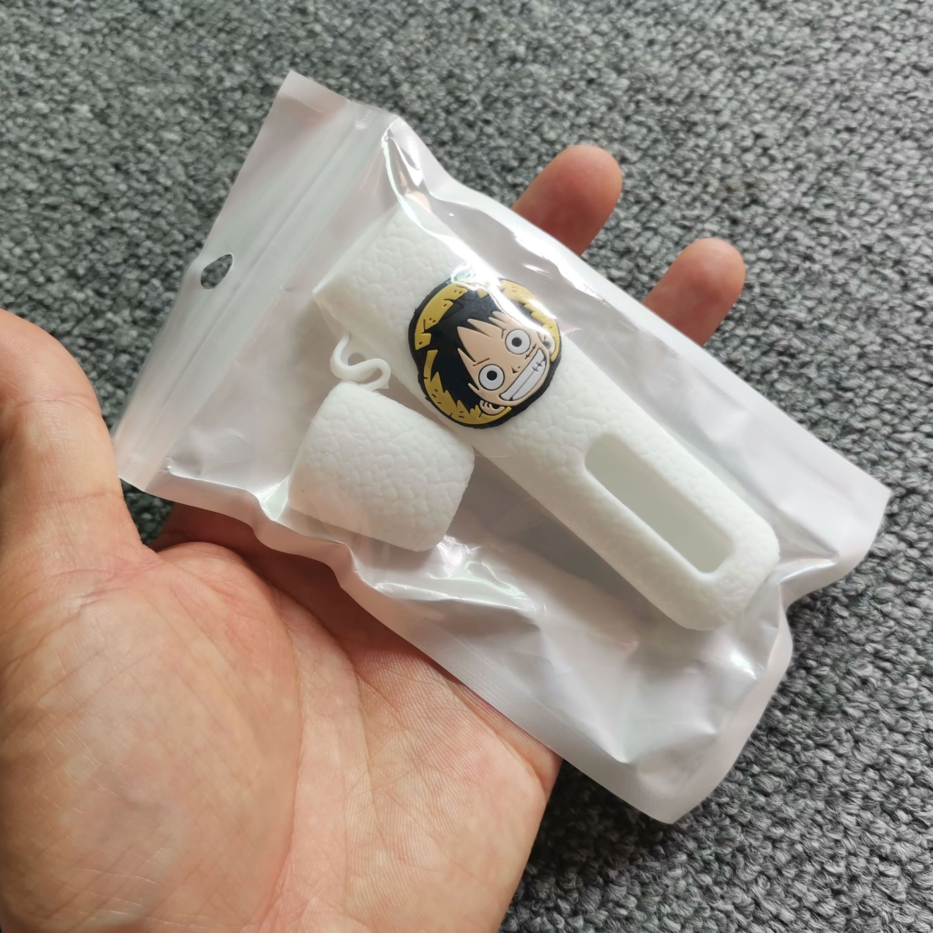 修正界上气雾健康棒保护套修正界上保护套修正界上硅胶保护套雪加