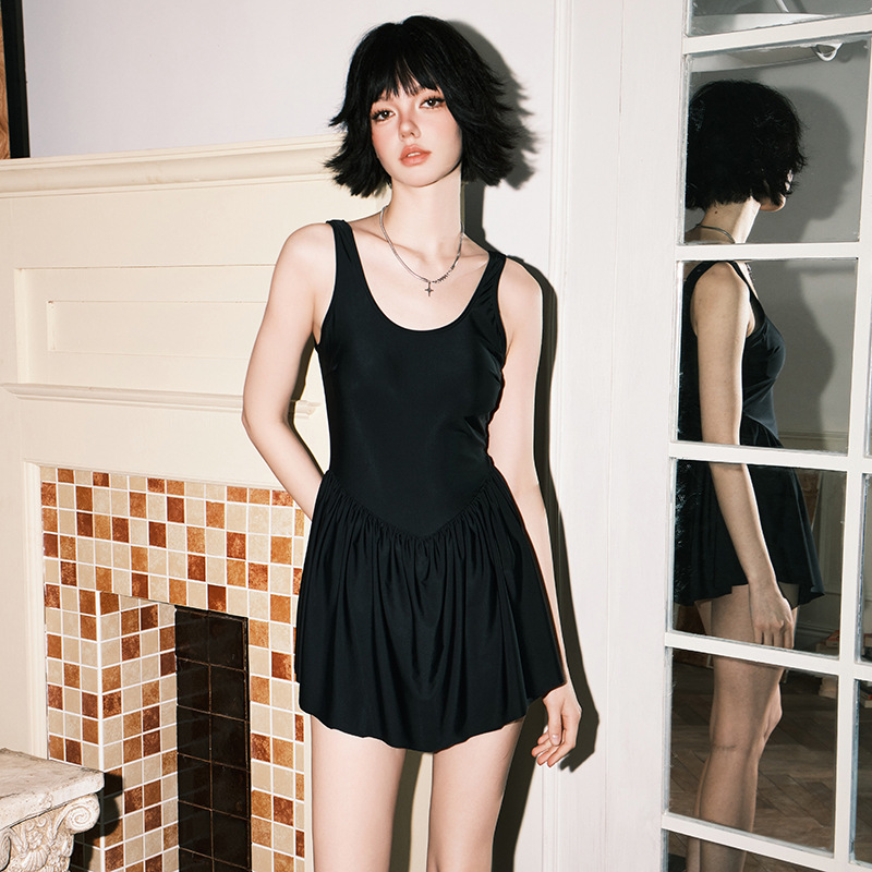 2024新款泳衣女遮肉显瘦保守小清新百褶泳裙固定杯胸垫背心款泳装