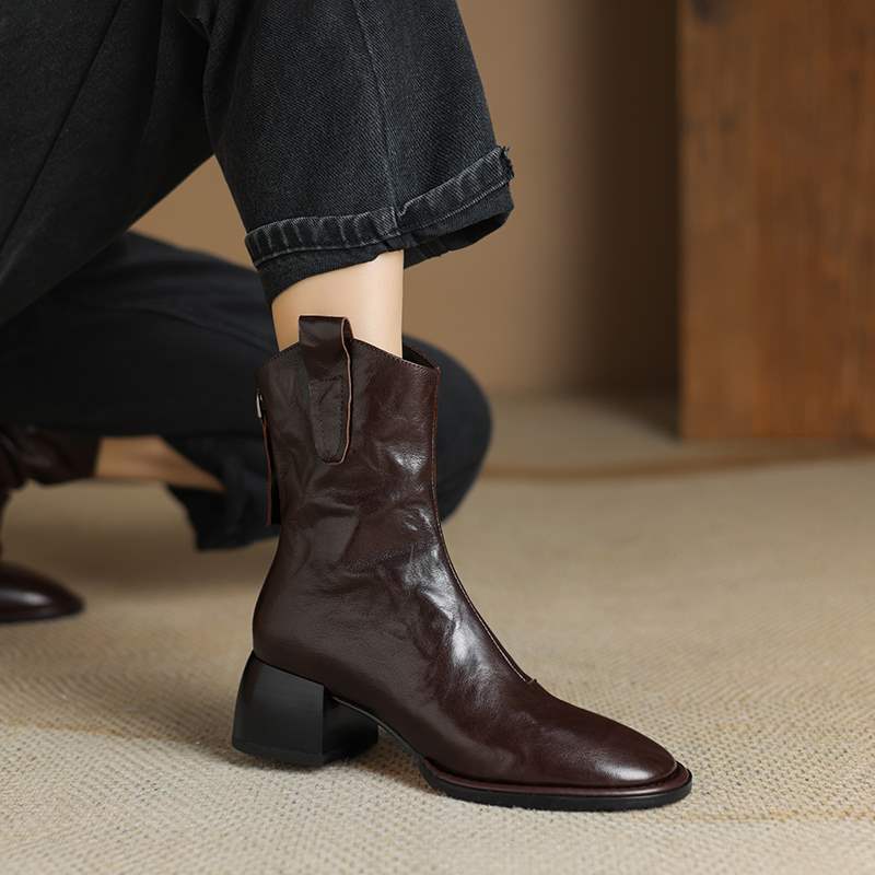 真皮圆头后拉链牛仔西部靴秋冬新款粗跟皱皱皮靴羊皮复古棕色短靴