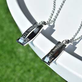 日韩小众设计不锈钢镶钻复古弯牌eternal love情侣桃心方块项链