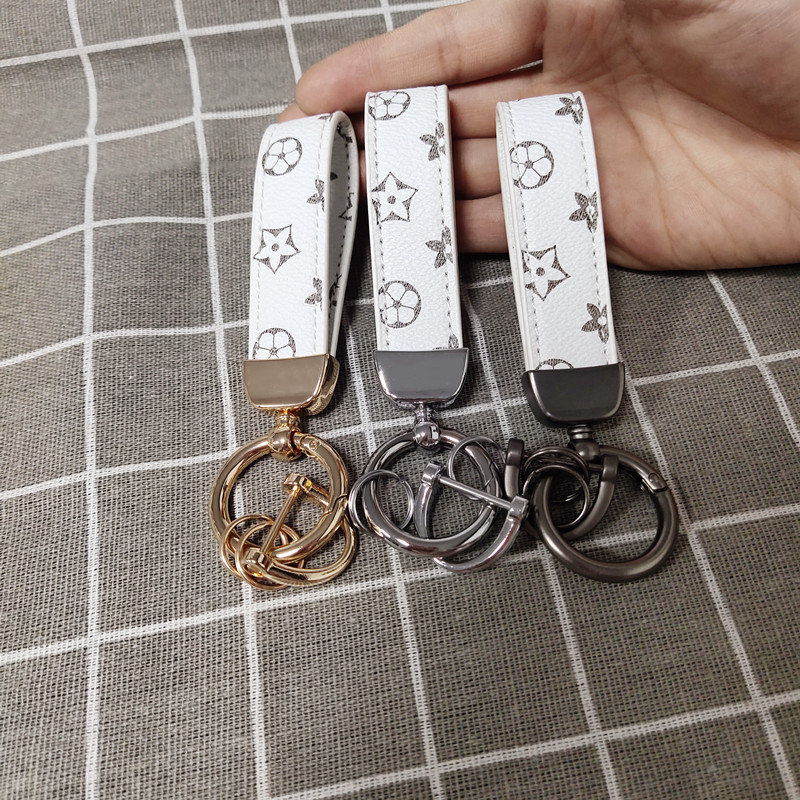 New Coffee Color Patterned Leather Keychain White Leather Strap Key Chain Key Ring Suitcase Ornaments Gift Factory Direct Sales