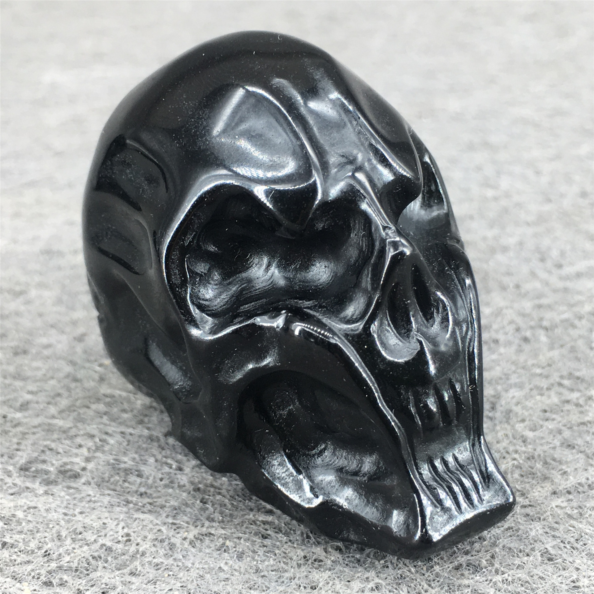 批发天然水晶雕刻黑曜石恶魔头骨小雕刻收藏工艺品礼物小摆件4cm