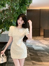 韩版气质高级感连衣裙夏季法式小众设计重工显瘦短裙子女2024新款