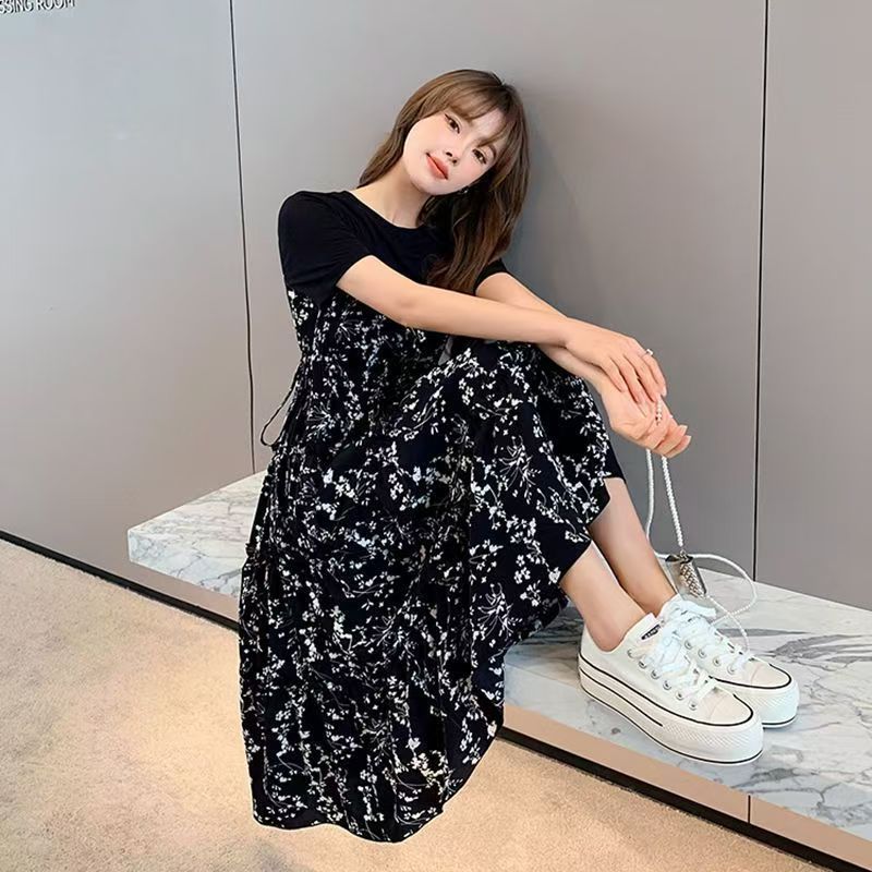 时尚宽松显瘦拼接碎花连衣裙女夏季韩版假两件中长款短袖小黑裙子