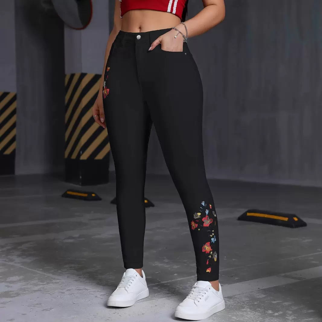 跨境欧美花朵刺绣紧身弹力牛仔裤,四季百搭休闲女士牛仔小脚裤