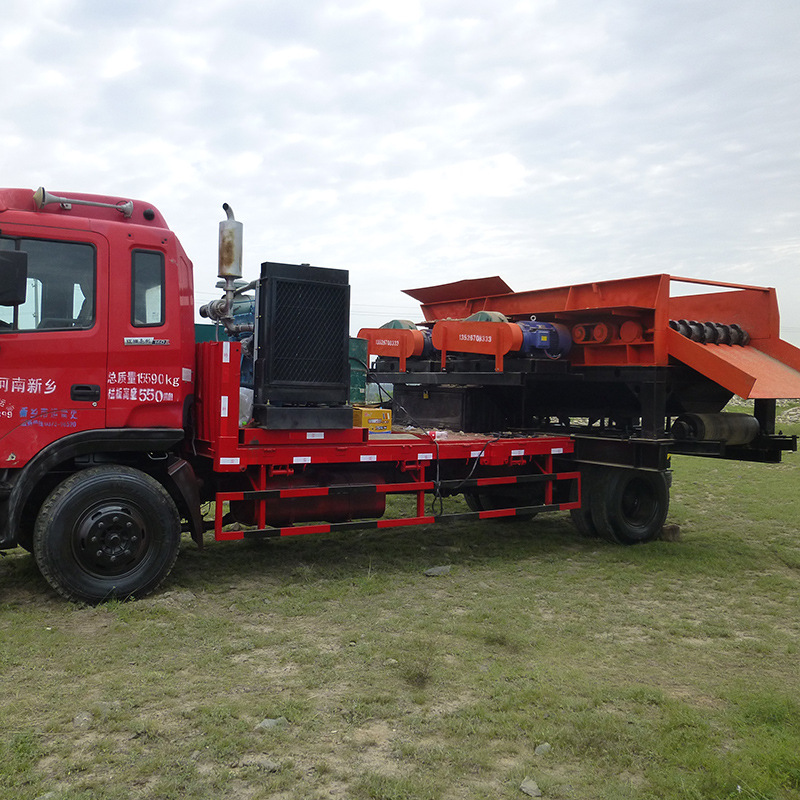 车载式土石分离机 鹅卵石灰石山皮石头筛分机 建筑垃圾滚轴筛分