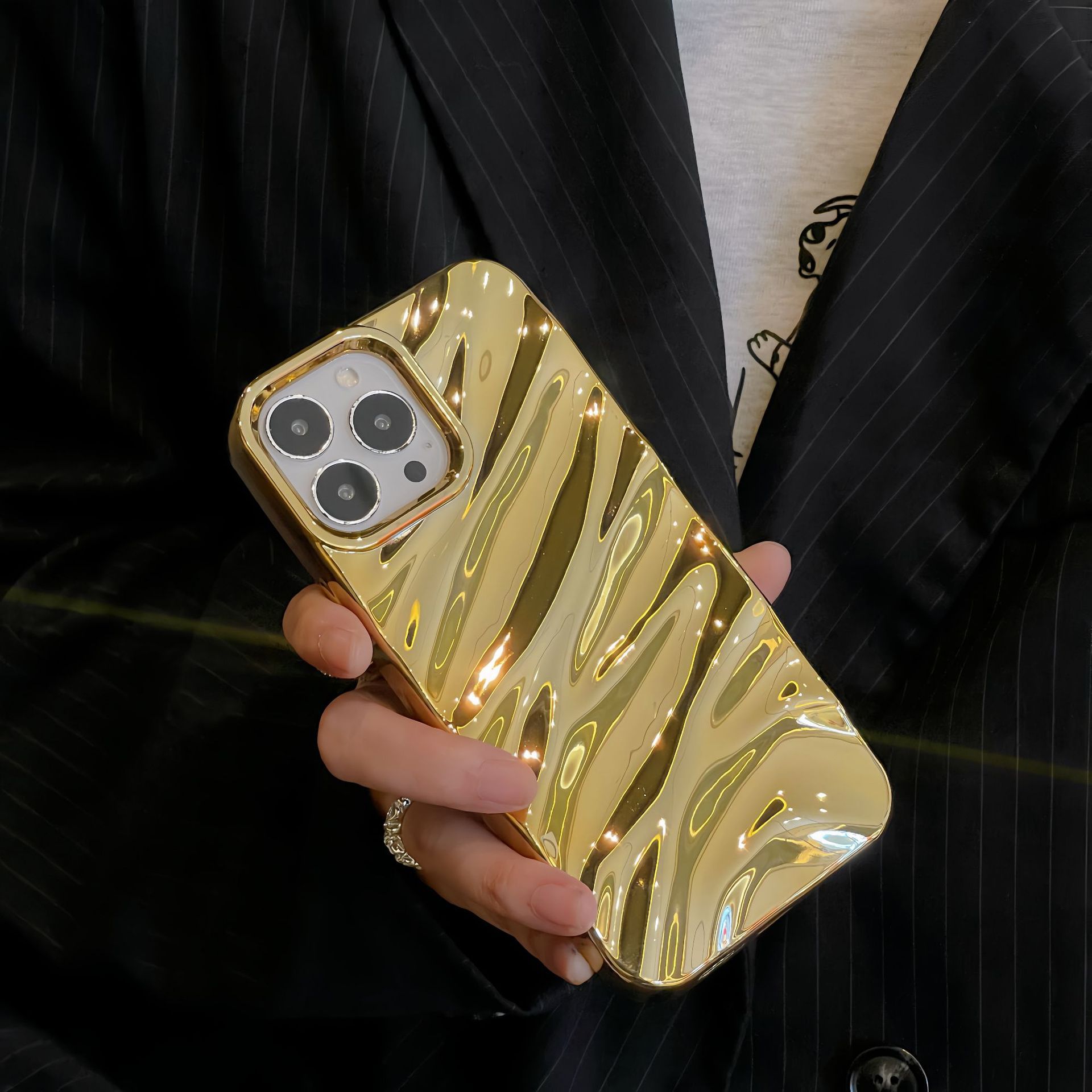 褶皱感土豪金适用iphone14个性12pro max手机壳苹果13新款11-阿里巴巴