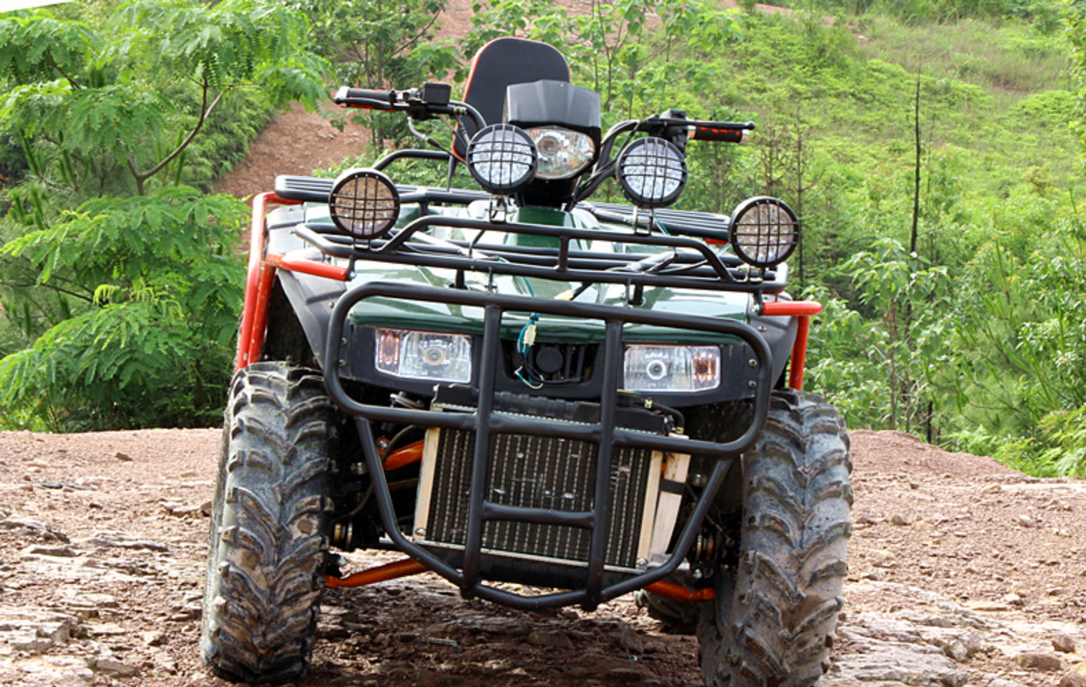 厂家直销四驱沙滩车四轮越野摩托车双人座龙鼎全地形车山地车atv