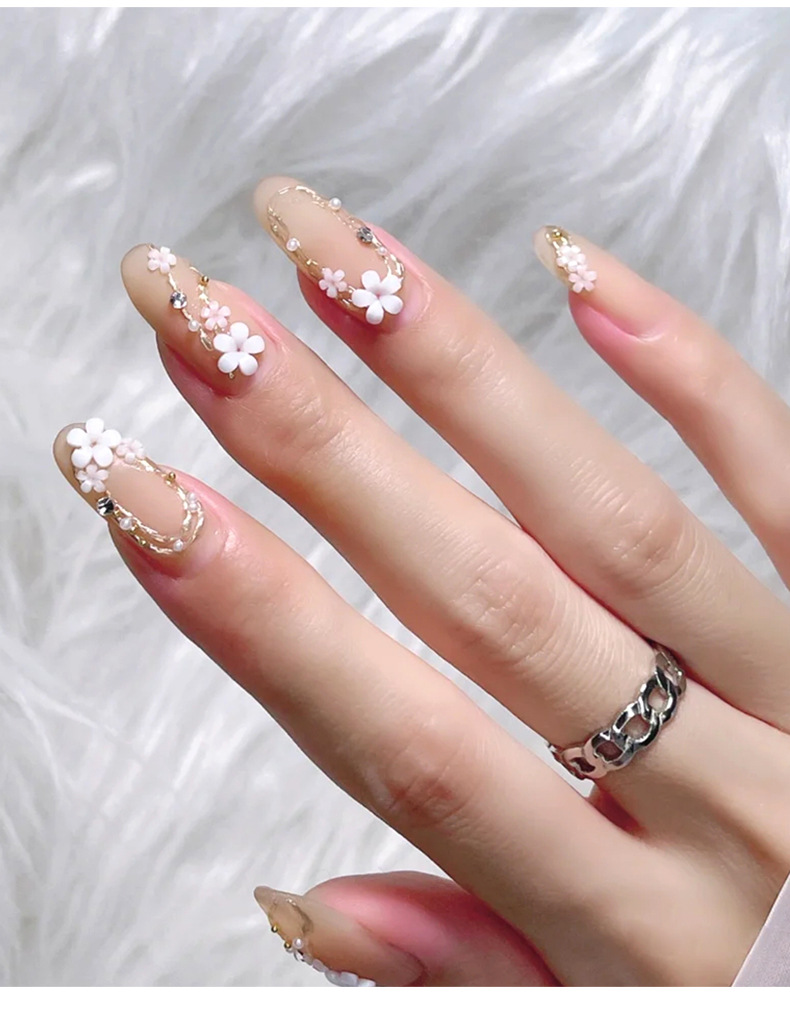 2021网红小白花大小混装饰品钢珠美甲花朵成品立体树脂白色五瓣花