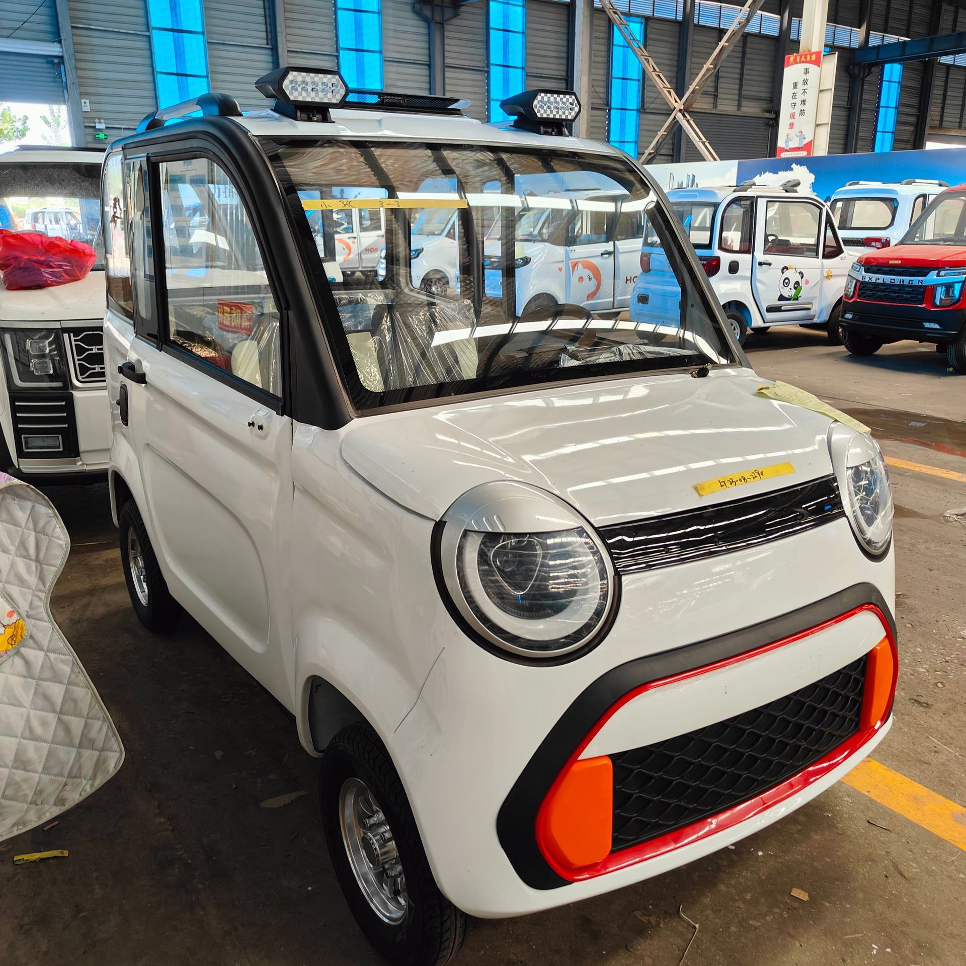 新能源电动小汽车代步车四轮电动车家用油电两用女士轿车低速新款