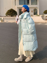 奶蓝色羽绒服女冬季2023新款韩版时尚洋气连帽长款白鸭绒外套