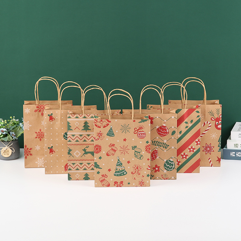 Christmas Thickened Paper Gift Bag Christmas Eve Packing Handbag Candy Gift Bag Kraft Paper Packing Bag Wholesale