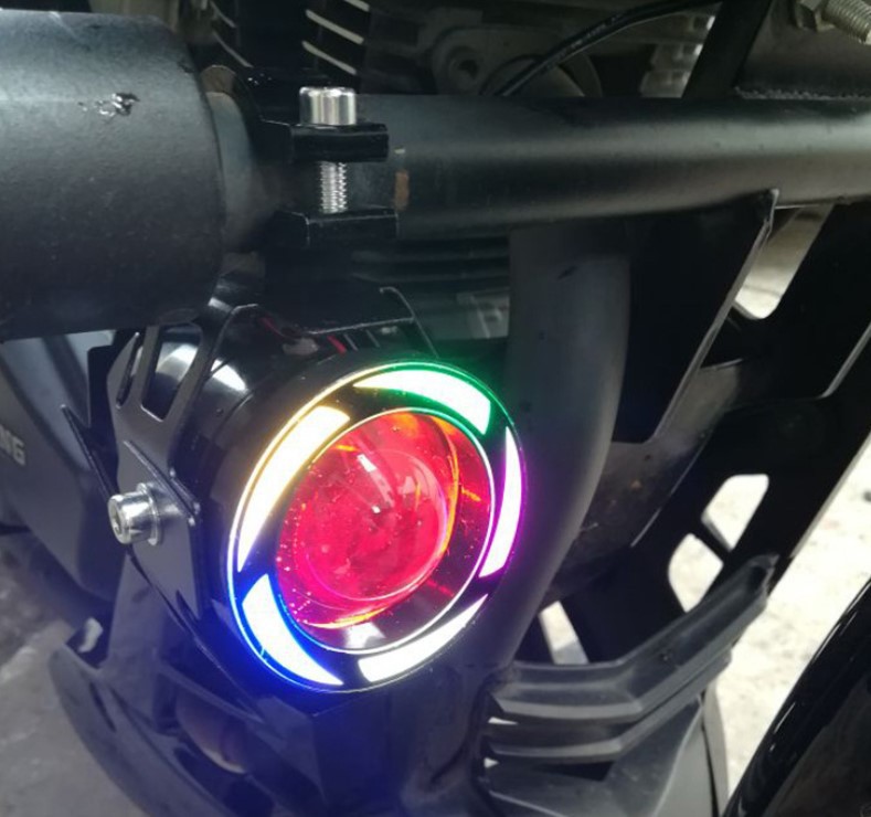 摩托车大灯电动车改装灯10wled射灯带天使眼灯圈爆闪u7彩色激光炮