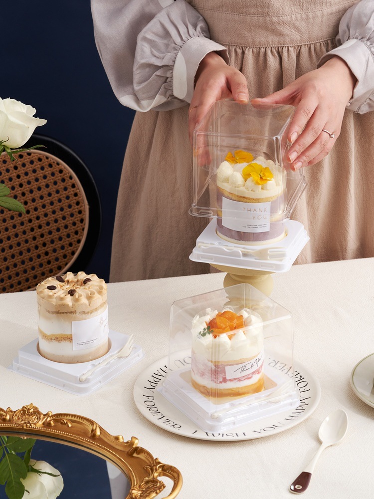 小蛋糕盒子图片