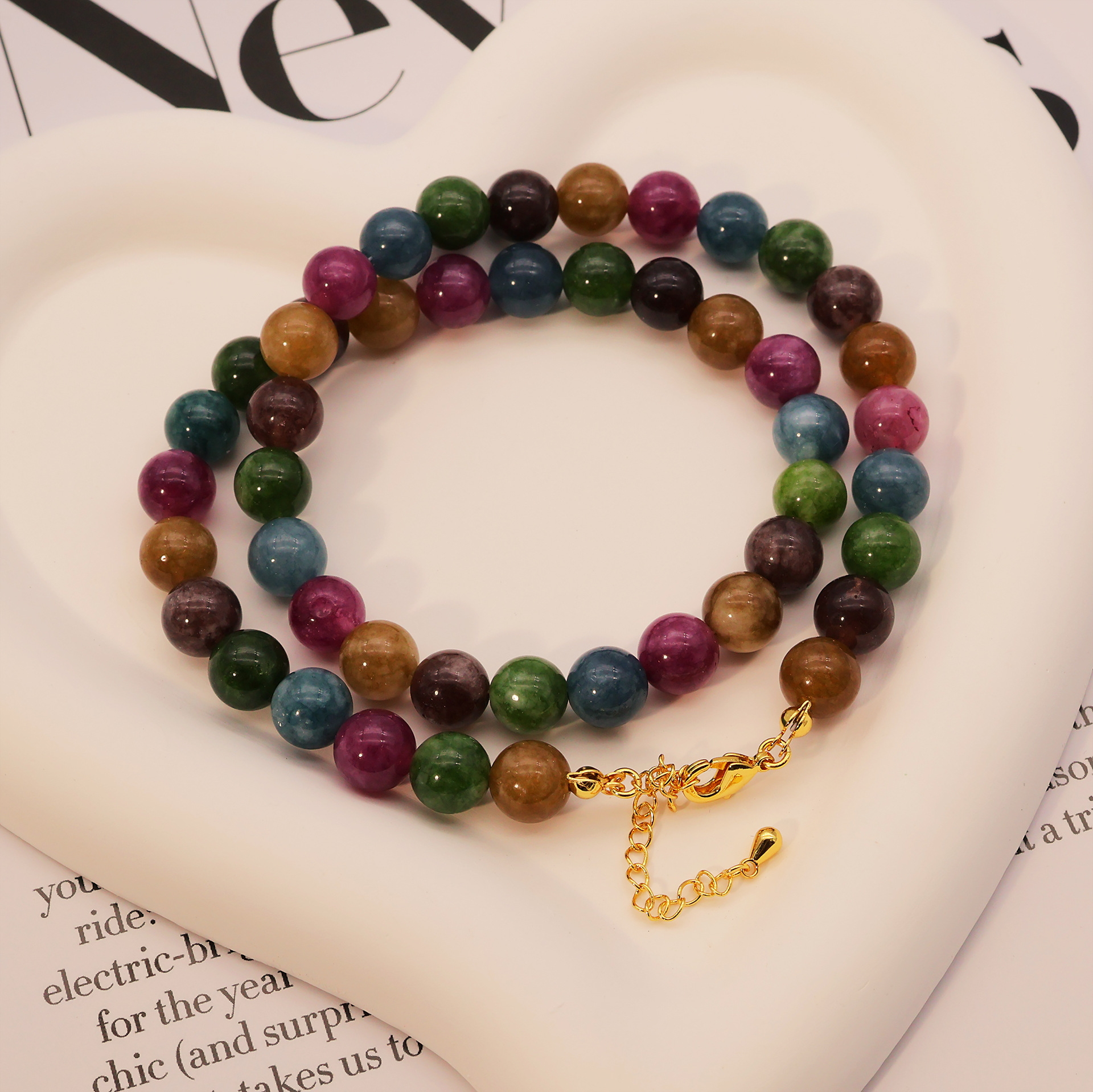 新彩色串珠项链女士气质百搭毛衣链高级感轻奢颈链复古锁骨链批发