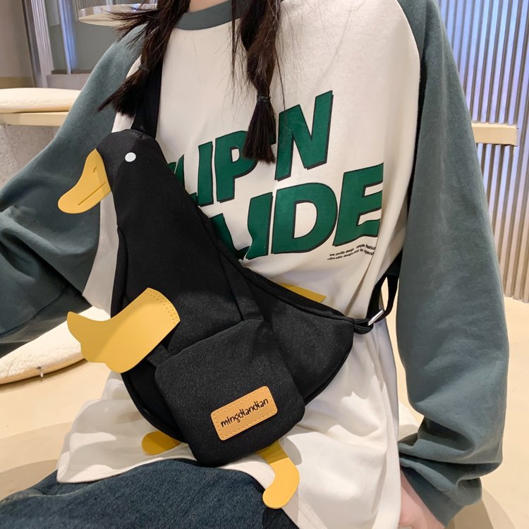 Japanese Chest Bag Cute Little Duck Ugly and Cute Canvas Bag Female 2023 New Niche Personality Crossbody Bag School Bag