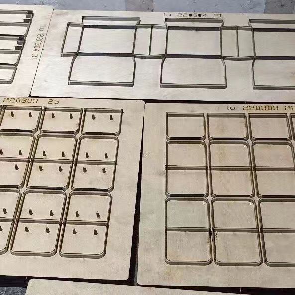 供应制作各类激光刀模模切刀版啤痕刀具不干胶贴纸冲刀进口刀片