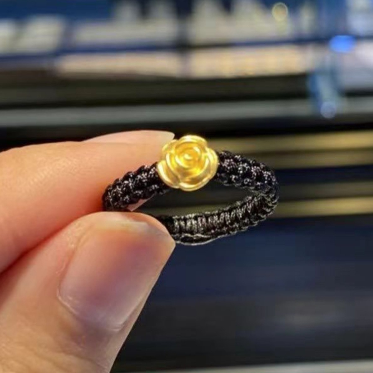 热门款中国风新款时尚玫瑰花编织戒指女本命年红绳送