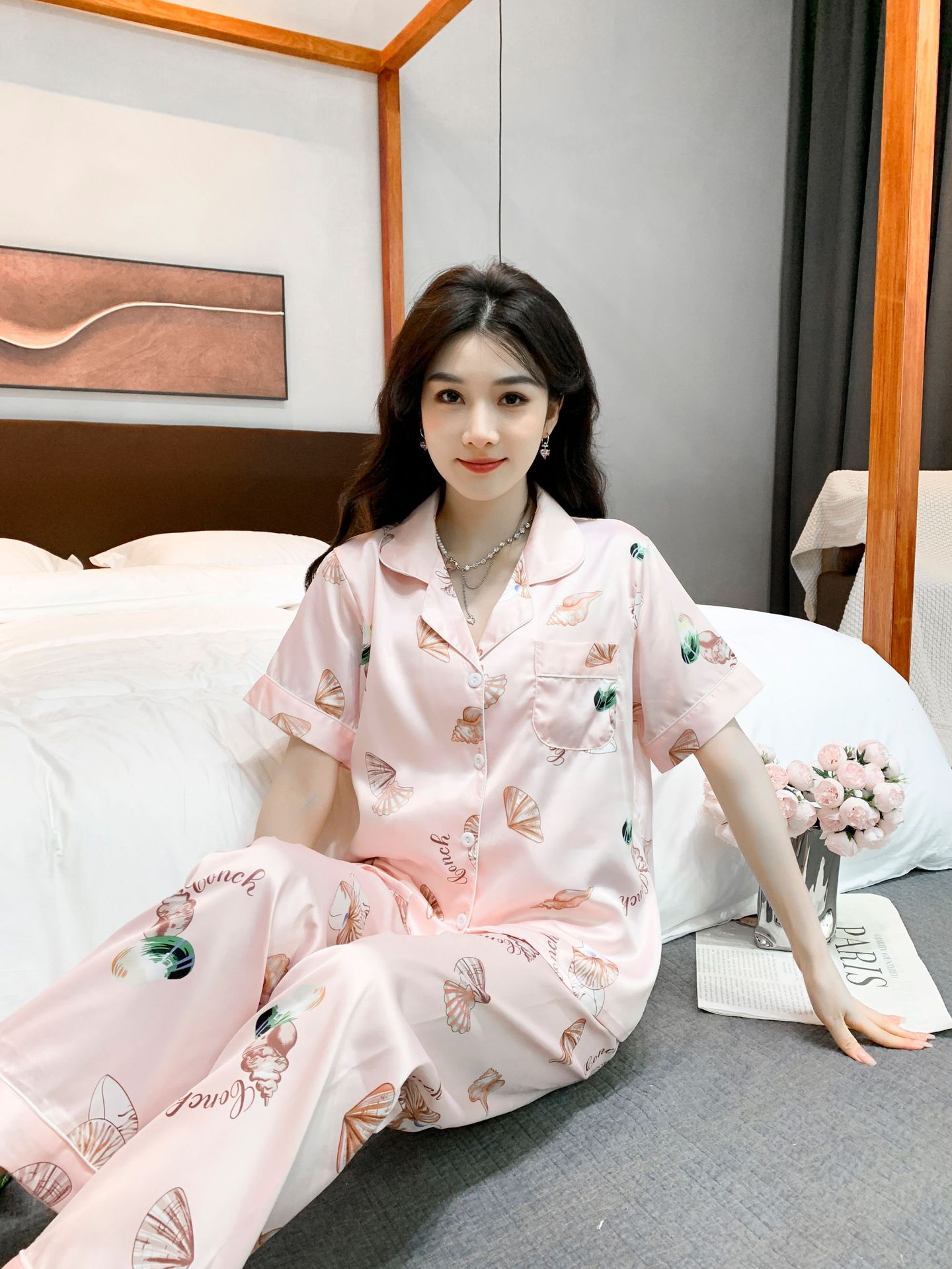 2023 New Pajamas Women's Summer Thin Ice Silk High-Grade Short-Sleeved Trousers Shell High-Grade Home Wear