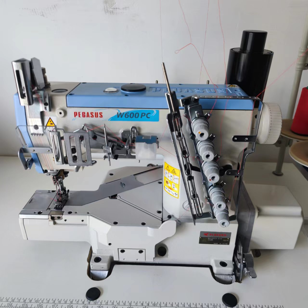 pegasus飞马w662pch自动剪线小方头绷缝机电脑冚车三针五线缝纫机