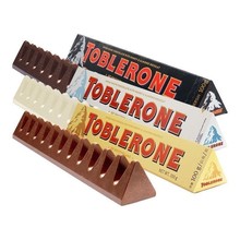 临期特价Toblerone瑞士三角牛奶巧克力蜂蜜奶油巴旦木100g黑白巧