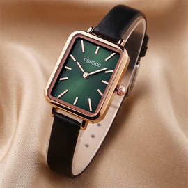 网红爆款清新小绿表时尚简约韩版指针女士腕表韩版休闲防水石英表