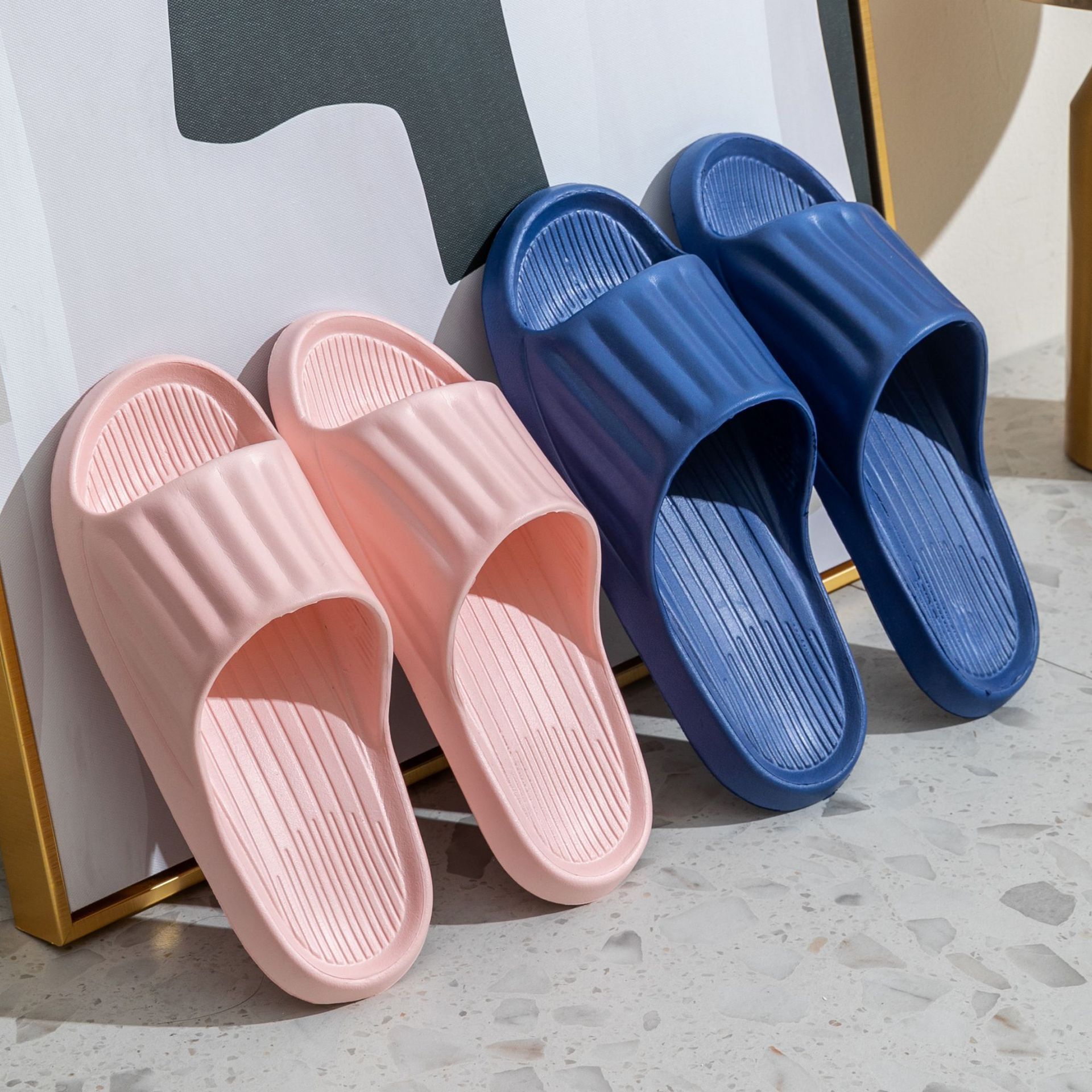 四季多款色号套趾拖鞋 情侣现货透气sgs注塑柔软吹气居家防滑拖鞋